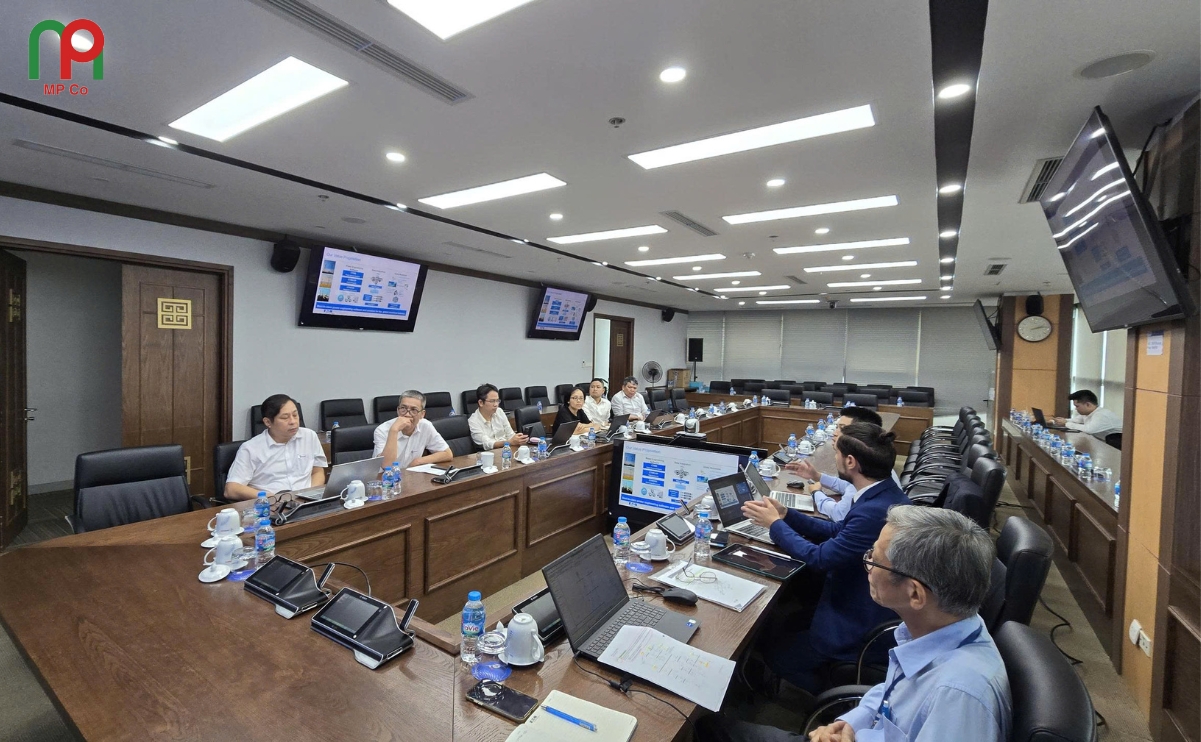 Buổi hội thảo đã thu hút sự quan tâm của đại diện lãnh đạo và các cán bộ kỹ thuật khi có cơ hội được nghe trình bày và trải nghiệm trực tiếp trên hệ thống mô phỏng các tính năng từ chuyên gia của Hãng Eaton.Buổi hội thảo đã diễn ra thành công tốt đẹp.